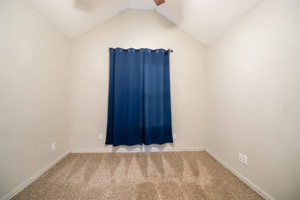 502 Railey Cove Springtown TX 76082
