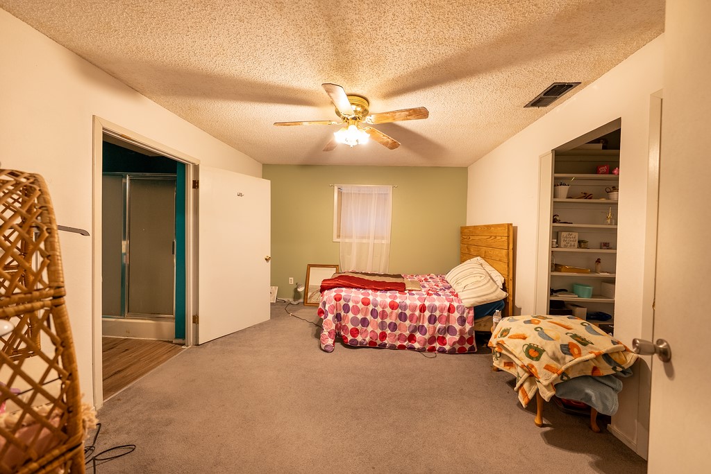 318 W Ross Street Gorman TX 76454
