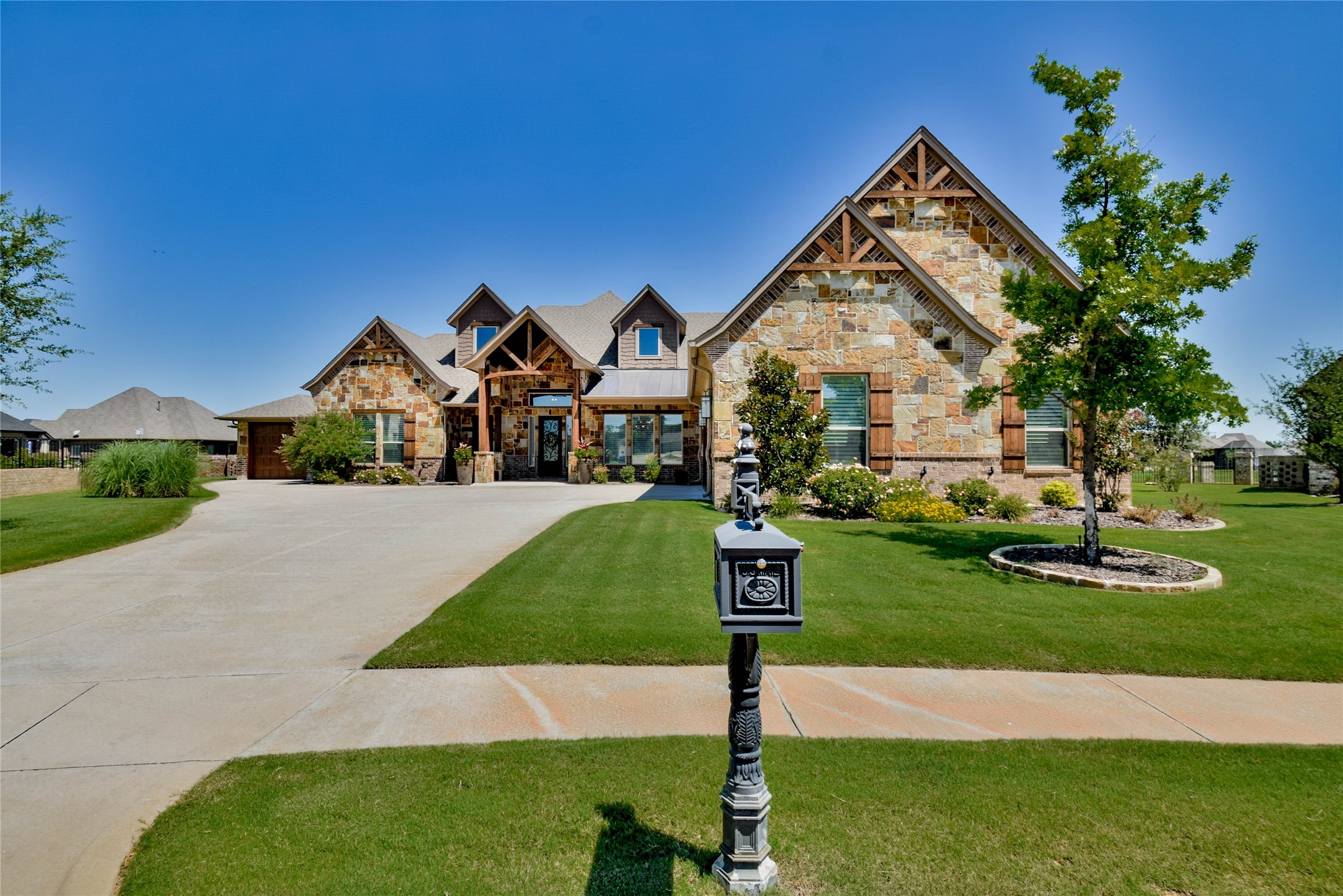 6112 Browning Court Granbury TX 76049