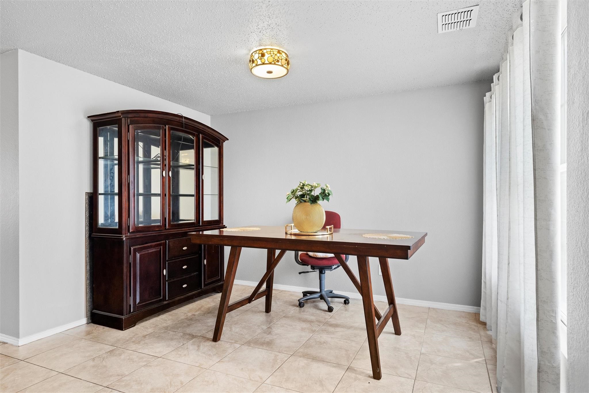 8709 Hunters Creek Drive Fort Worth TX 76123