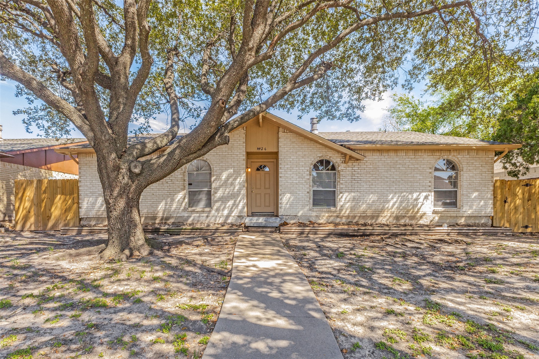 4426 Mayflower Drive Garland TX 75043