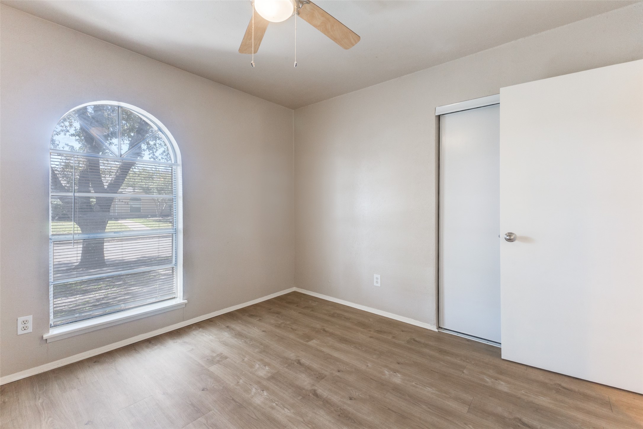 4426 Mayflower Drive Garland TX 75043