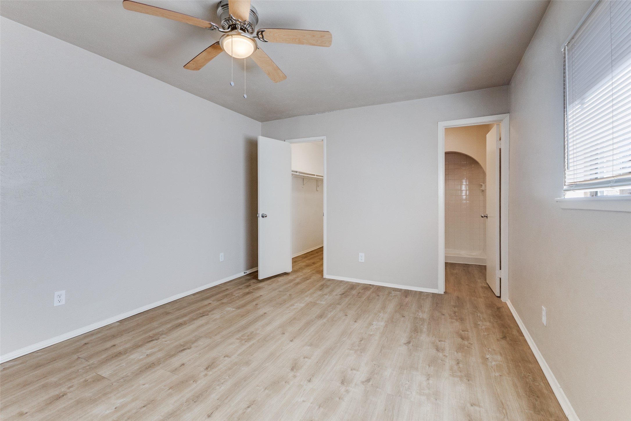 4426 Mayflower Drive Garland TX 75043