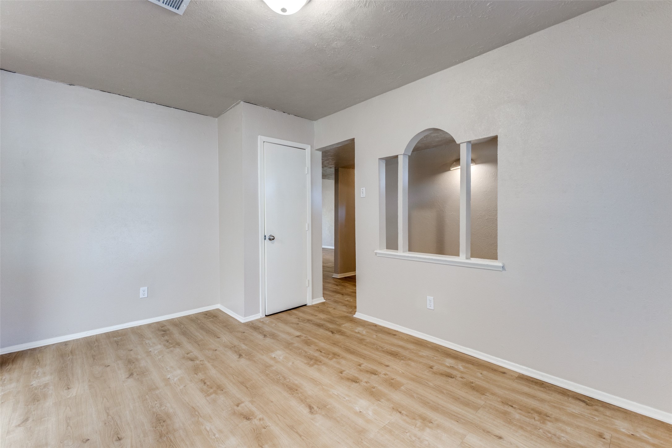 4426 Mayflower Drive Garland TX 75043