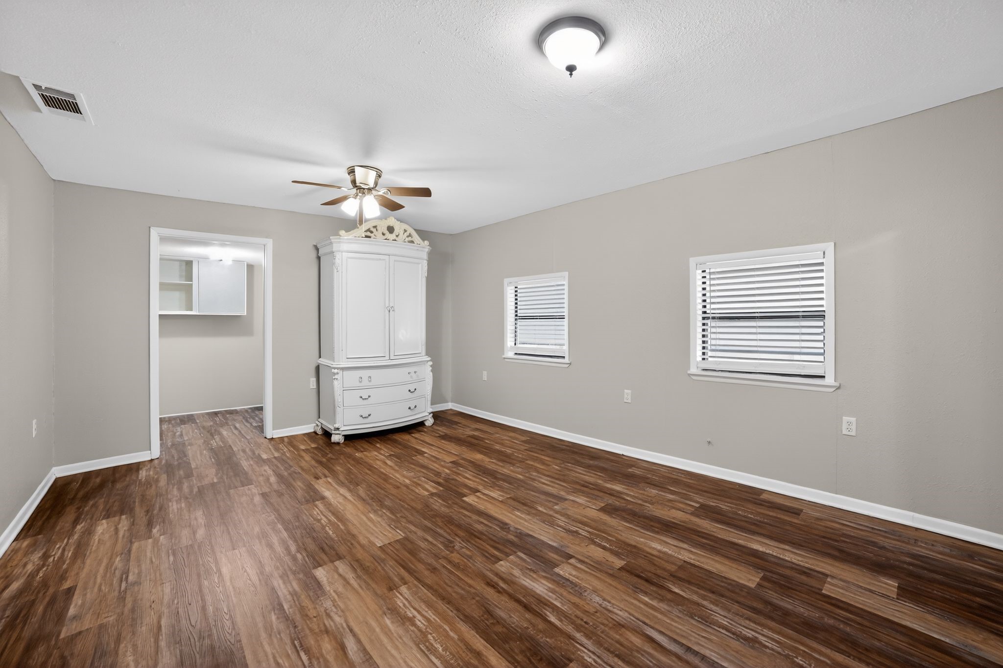 204 Dewitt Street Alba TX 75410