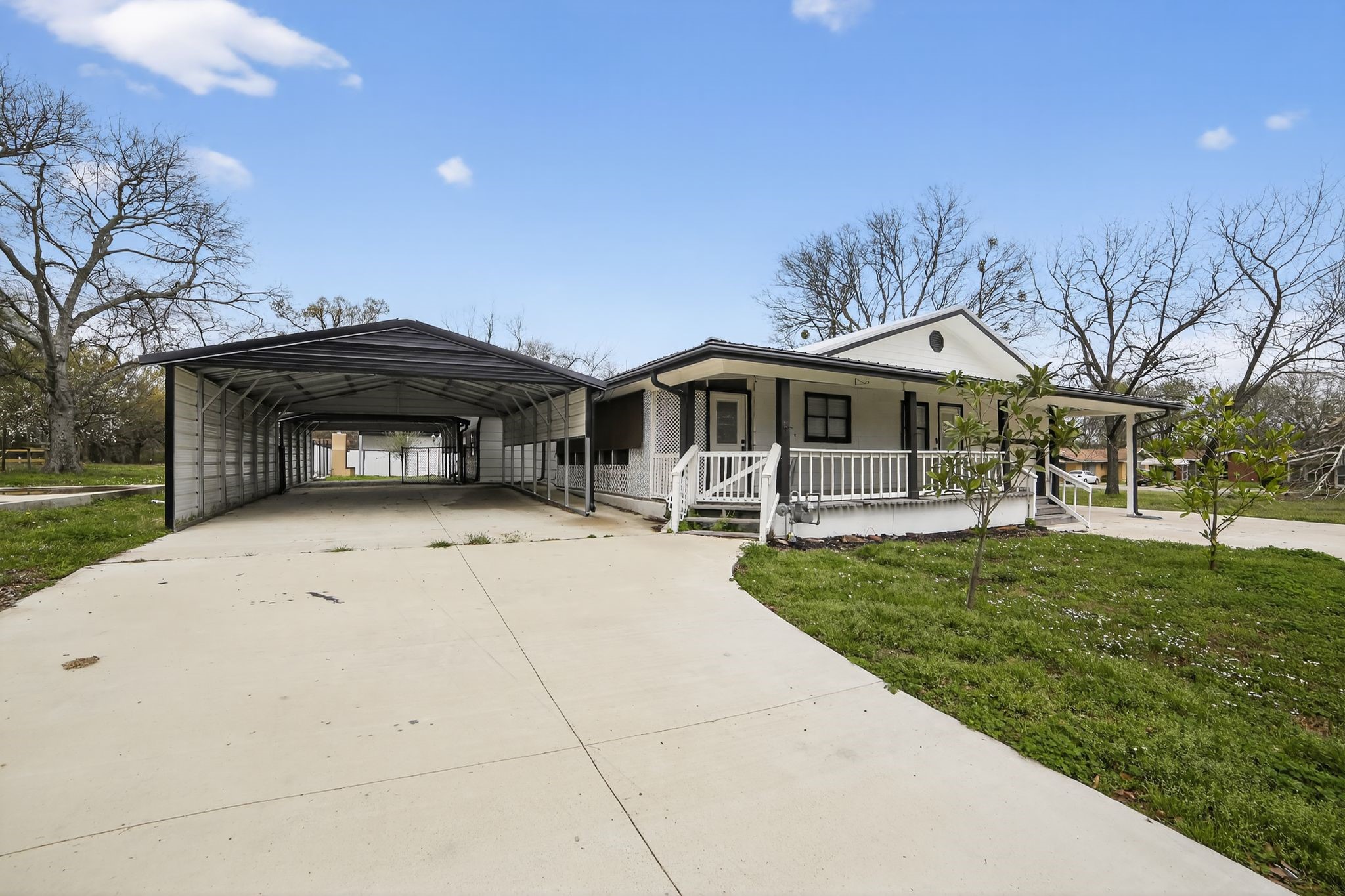 204 Dewitt Street Alba TX 75410