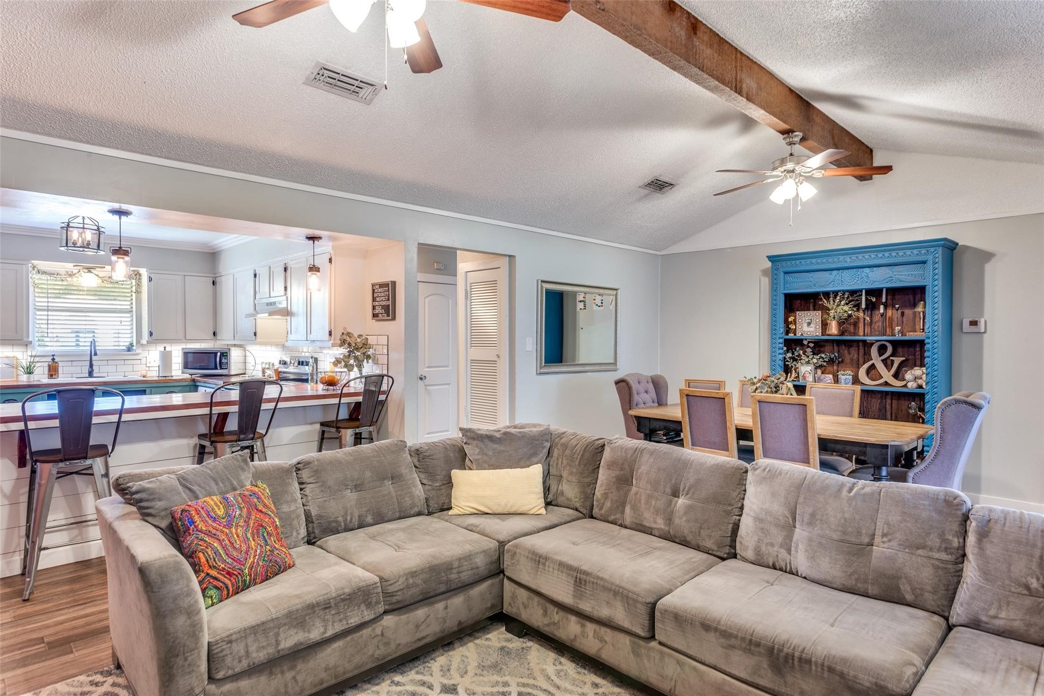 240 Smith Street Burleson TX 76028