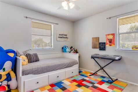 240 Smith Street Burleson TX 76028