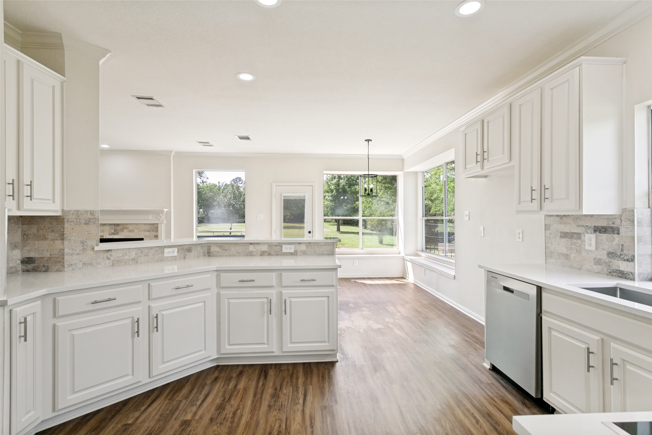 331 Lakeside Drive Shady Shores TX 76208
