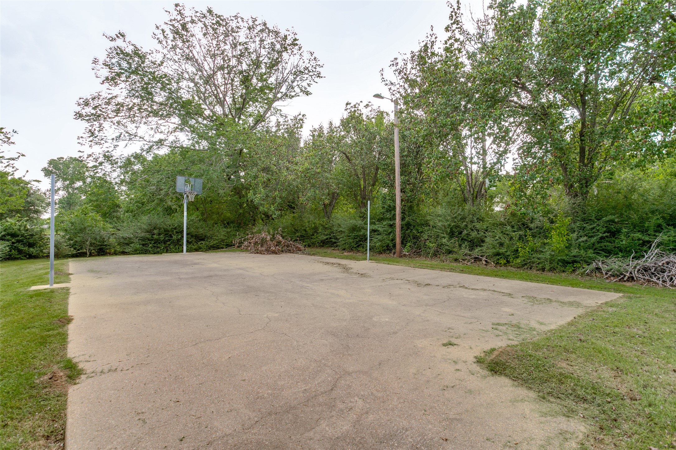 331 Lakeside Drive Shady Shores TX 76208