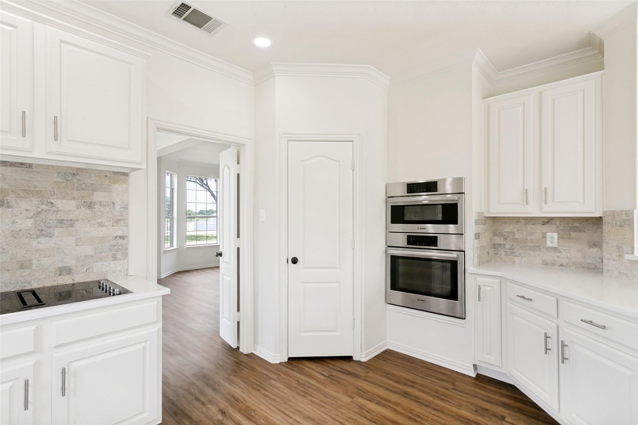 331 Lakeside Drive Shady Shores TX 76208