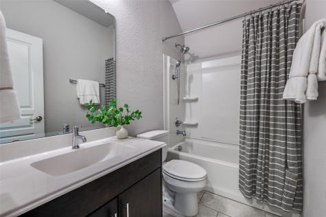 1305 Coyote Ridge Aubrey TX 76227