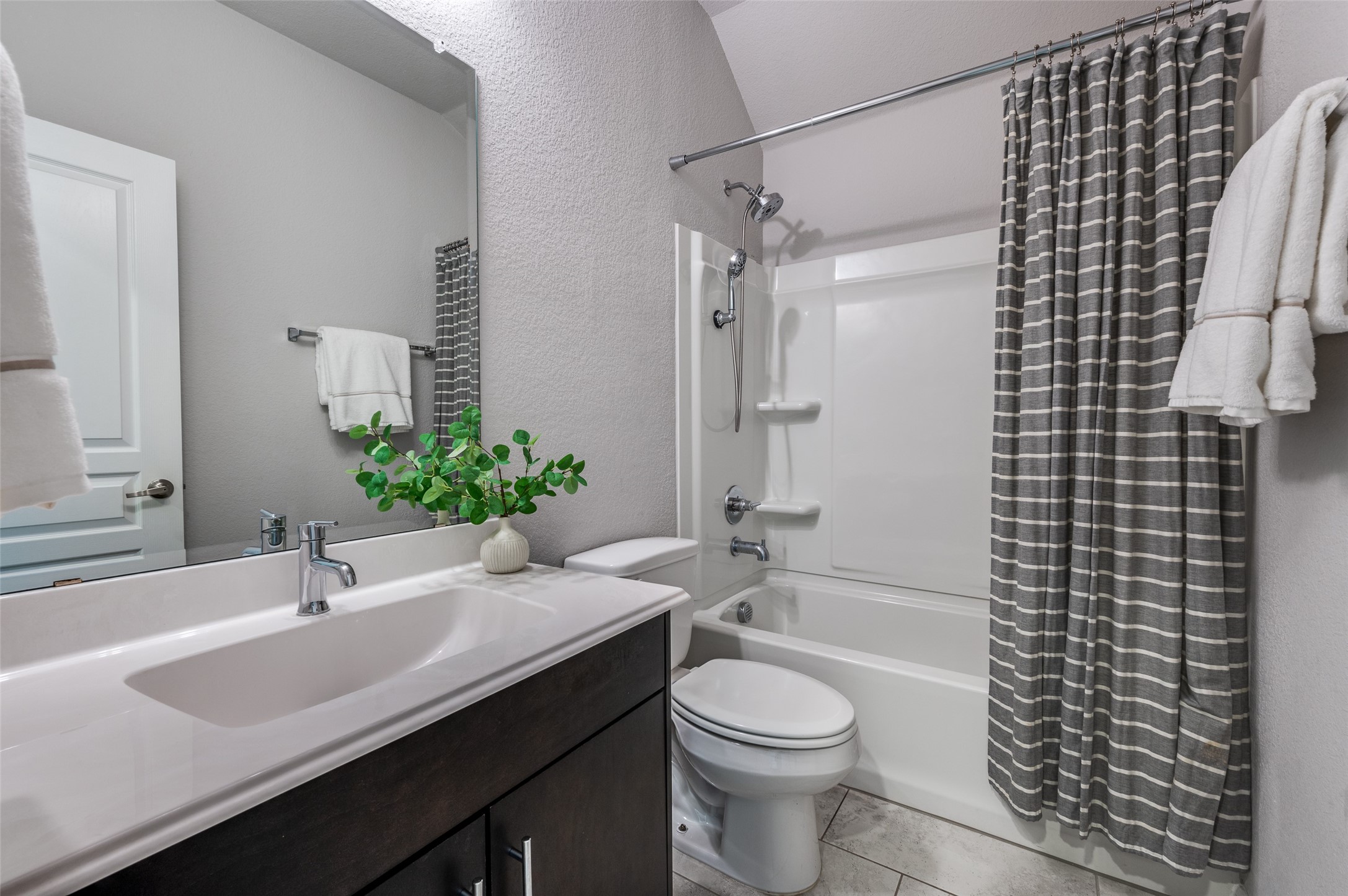 1305 Coyote Ridge Aubrey TX 76227