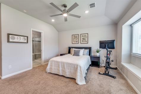 1305 Coyote Ridge Aubrey TX 76227