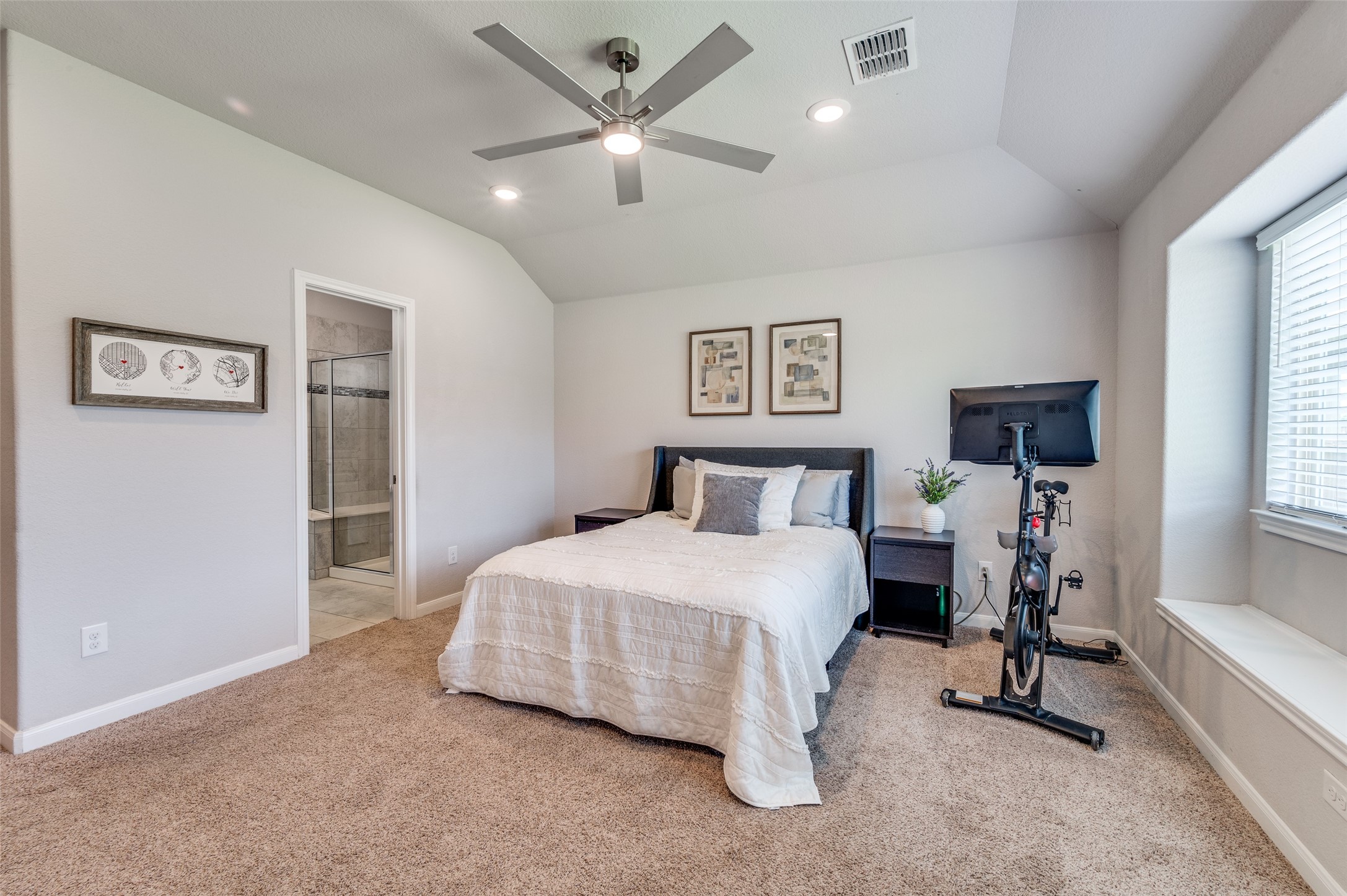 1305 Coyote Ridge Aubrey TX 76227