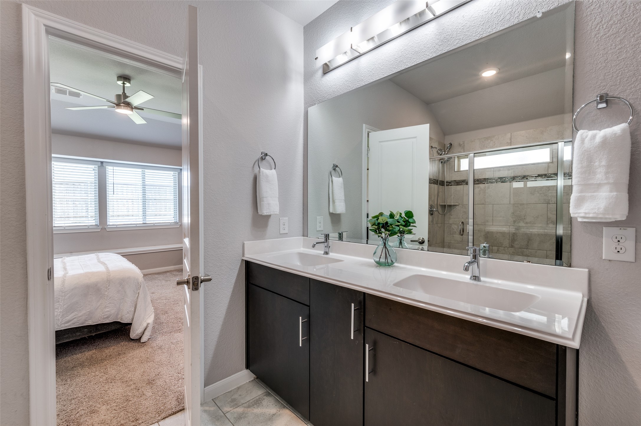 1305 Coyote Ridge Aubrey TX 76227