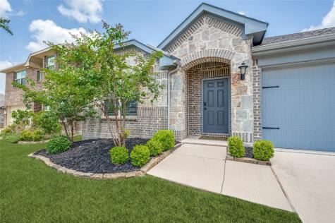 1305 Coyote Ridge Aubrey TX 76227