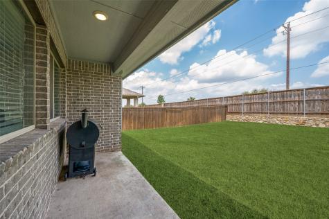 1305 Coyote Ridge Aubrey TX 76227