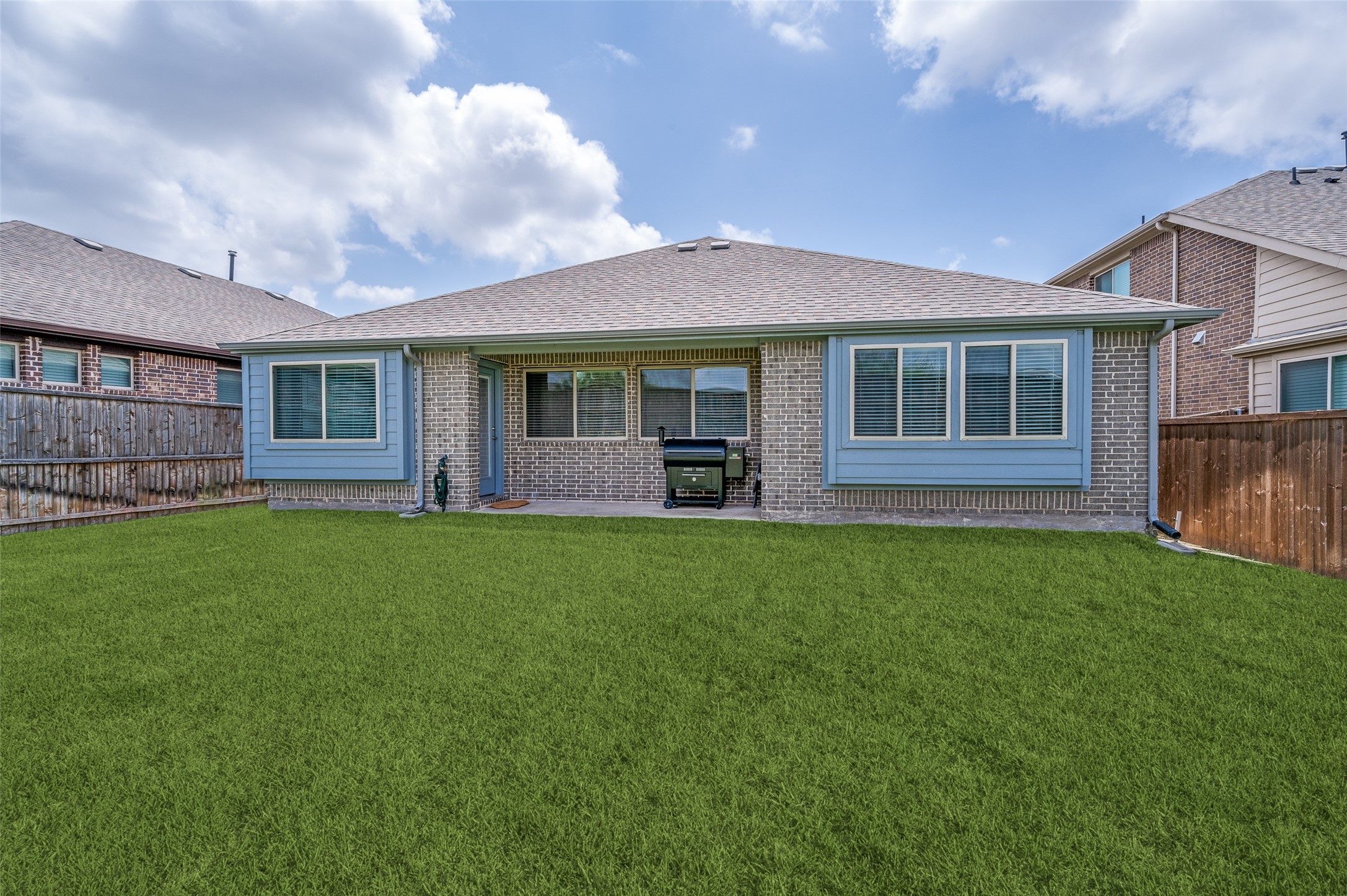 1305 Coyote Ridge Aubrey TX 76227