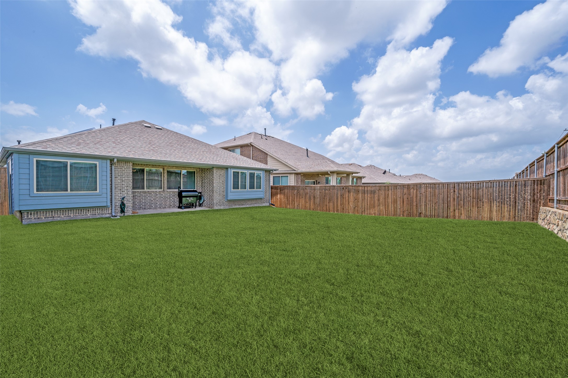 1305 Coyote Ridge Aubrey TX 76227