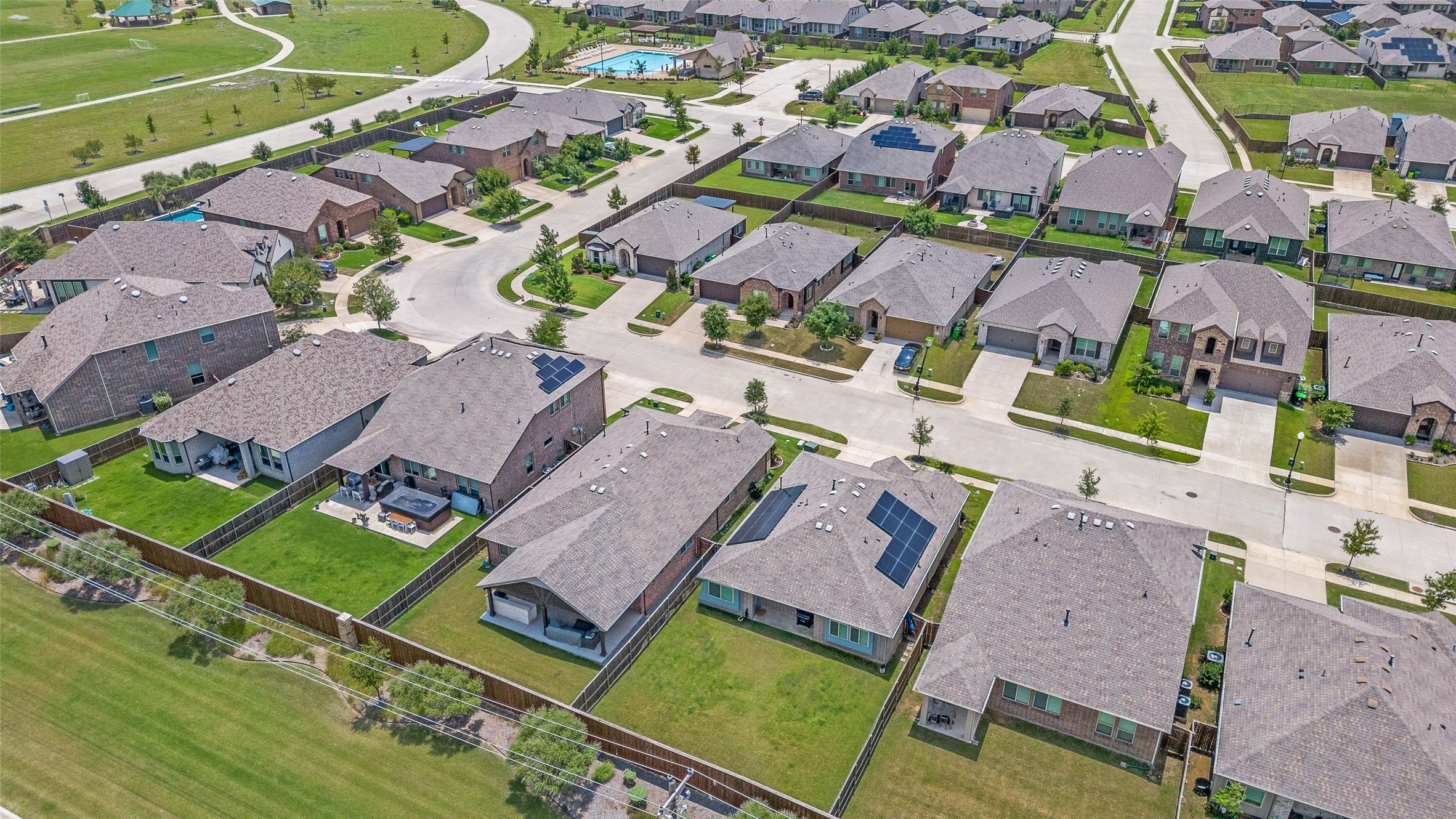 1305 Coyote Ridge Aubrey TX 76227