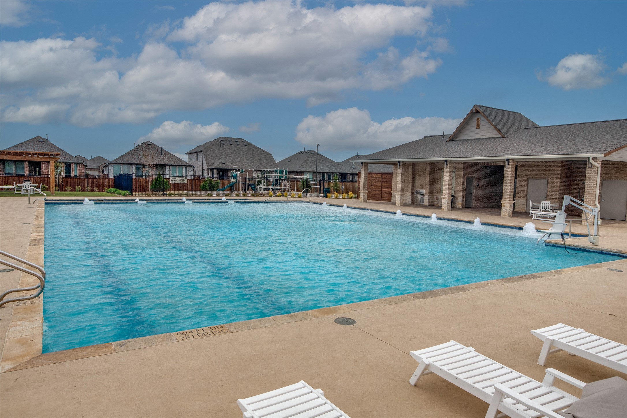 1305 Coyote Ridge Aubrey TX 76227