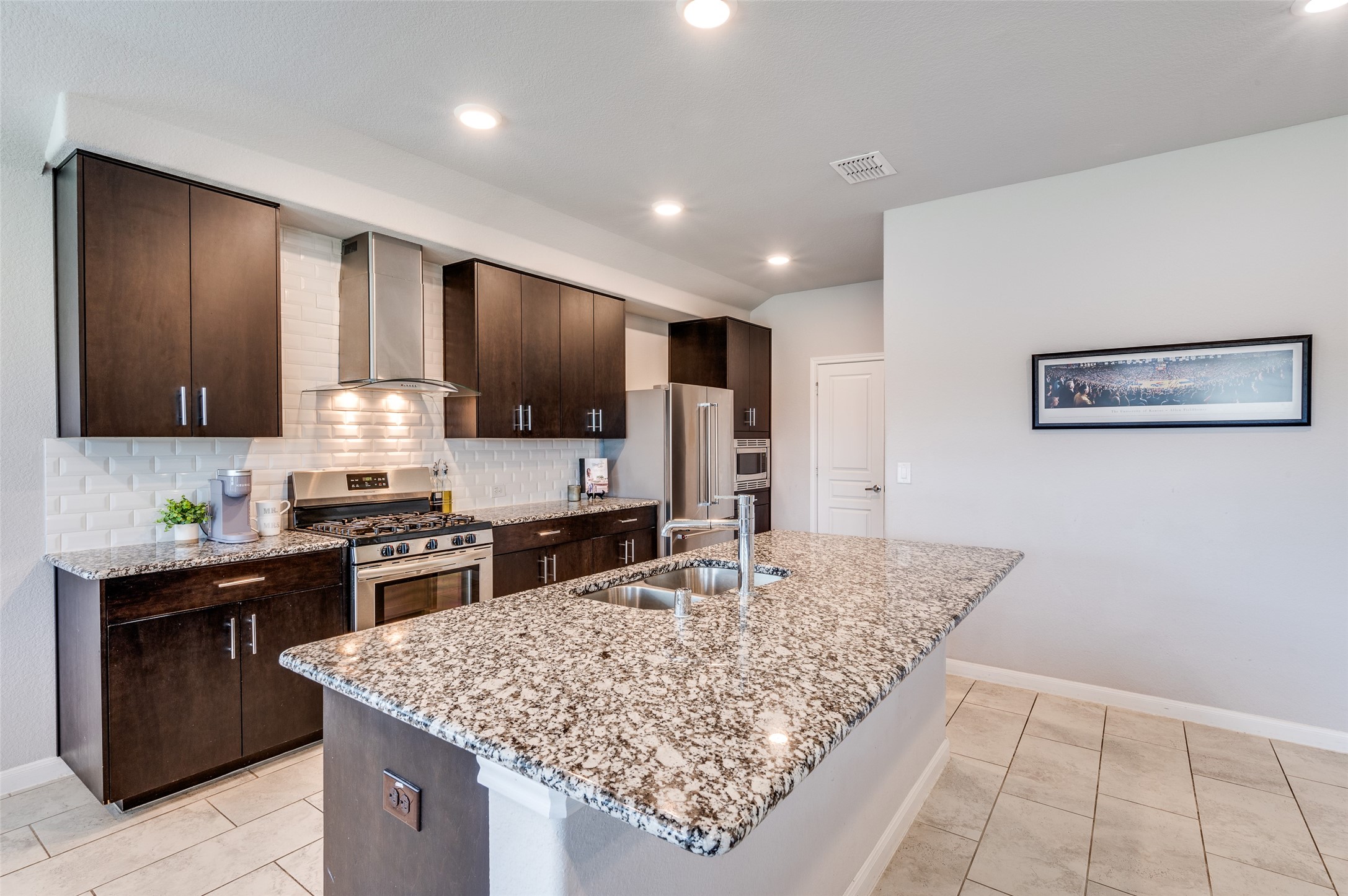 1305 Coyote Ridge Aubrey TX 76227
