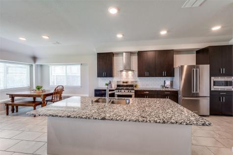 1305 Coyote Ridge Aubrey TX 76227