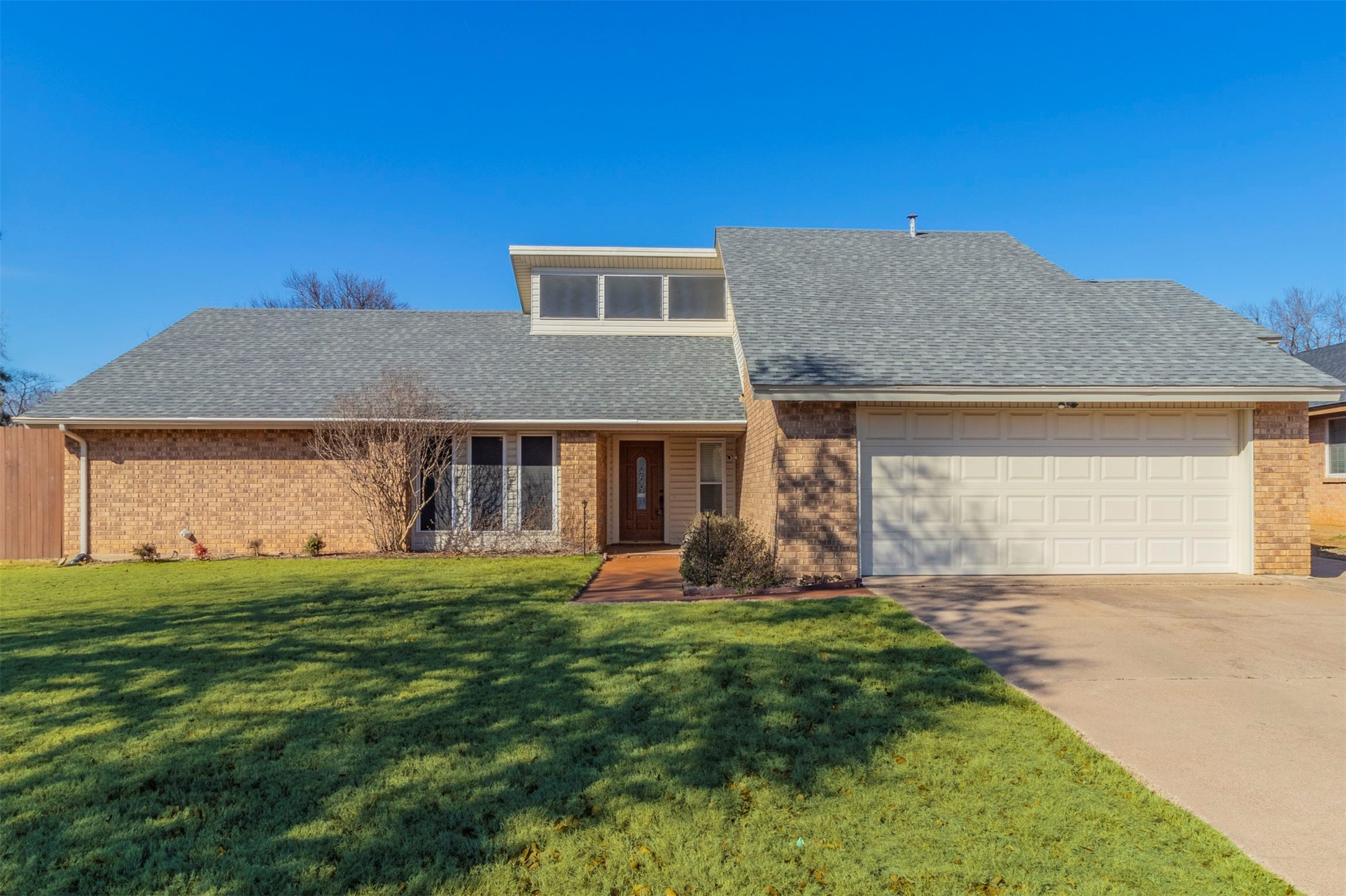 903 Johnsbury Lane Mansfield TX 76063