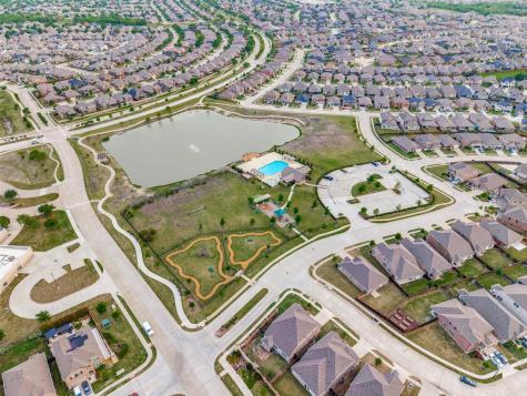 834 Mildren Lane Fate TX 75087