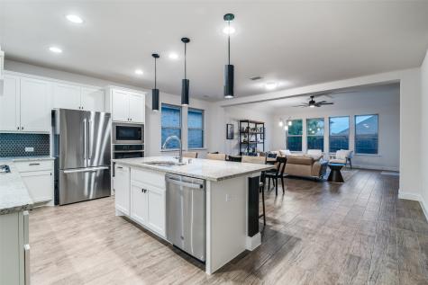 834 Mildren Lane Fate TX 75087