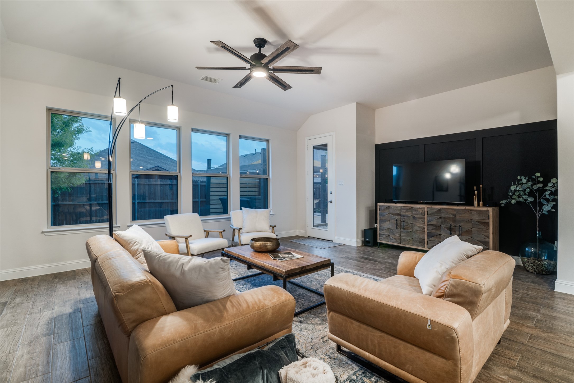 834 Mildren Lane Fate TX 75087