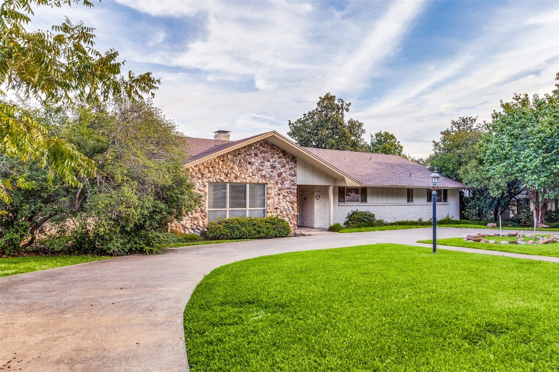 6117 Dilbeck Lane Dallas TX 75240