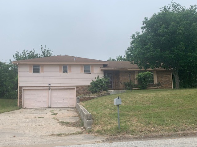 509 Gallia Street Bowie TX 76230