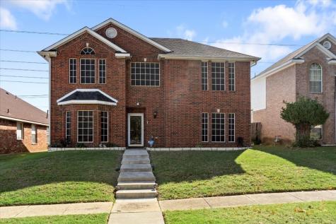 851 San Jacinto Drive Grand Prairie TX 75052