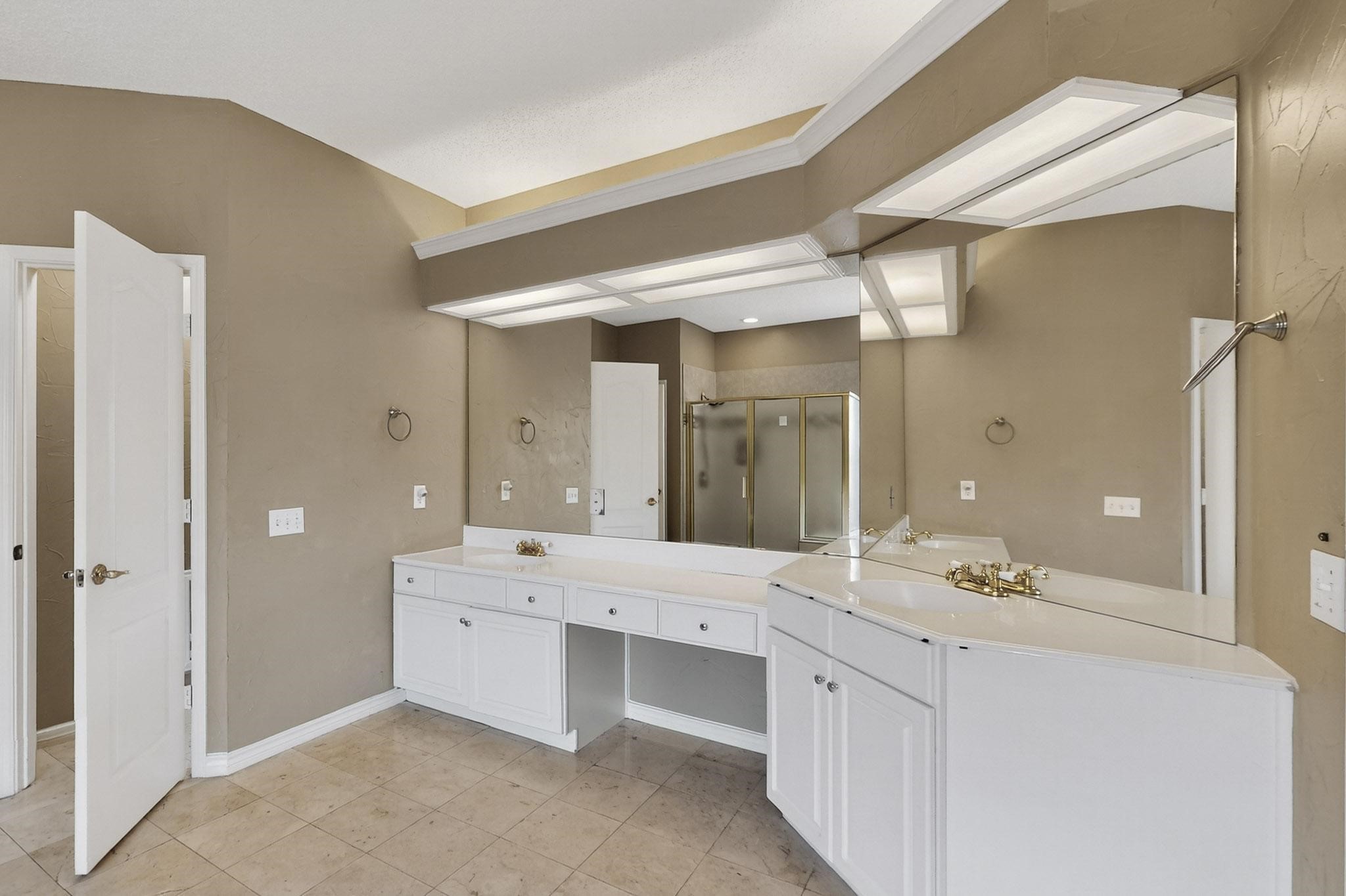 2221 Everglade Court Carrollton TX 75006