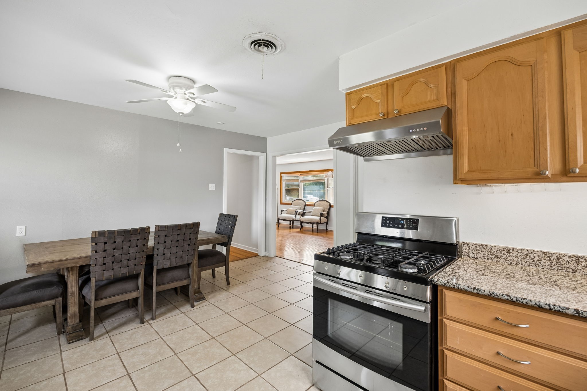 1216 Bluebird Lane Garland TX 75042