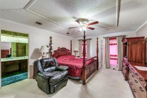 321 Kingsbridge Drive Garland TX 75040