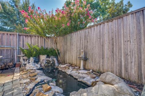 321 Kingsbridge Drive Garland TX 75040