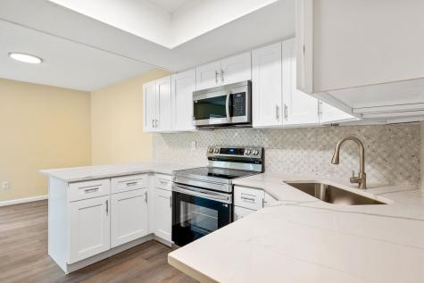 2671 Via Del Mar Carrollton TX 75006