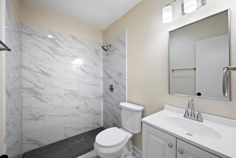 2671 Via Del Mar Carrollton TX 75006