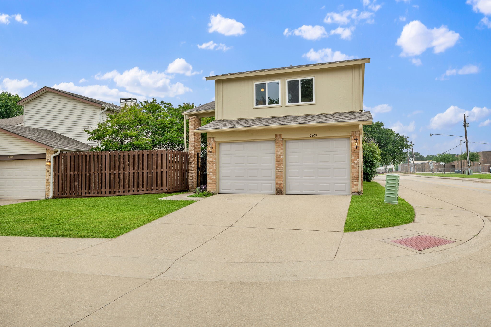 2671 Via Del Mar Carrollton TX 75006