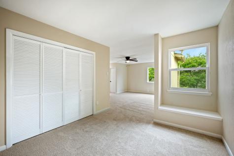 2671 Via Del Mar Carrollton TX 75006
