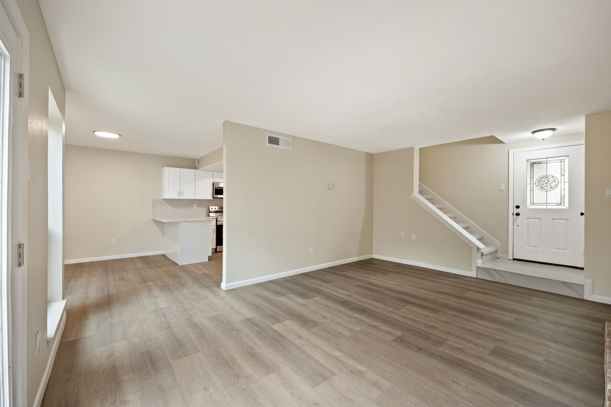 2671 Via Del Mar Carrollton TX 75006
