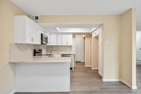 2671 Via Del Mar Carrollton TX 75006