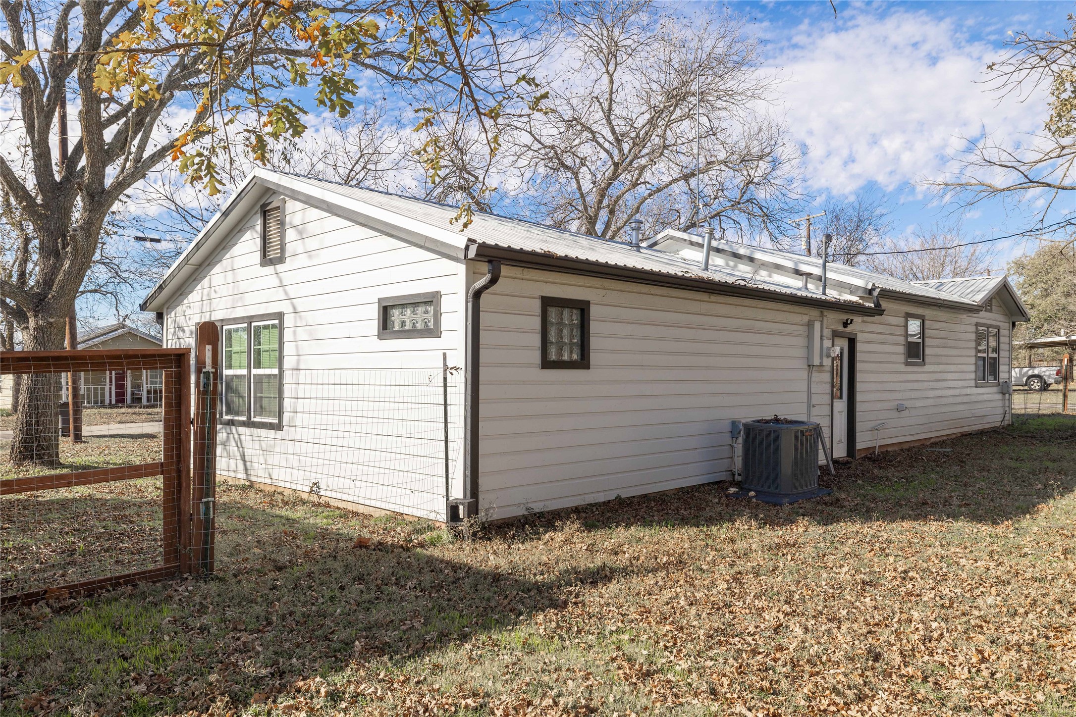 403 5th Street Blanket TX 76432