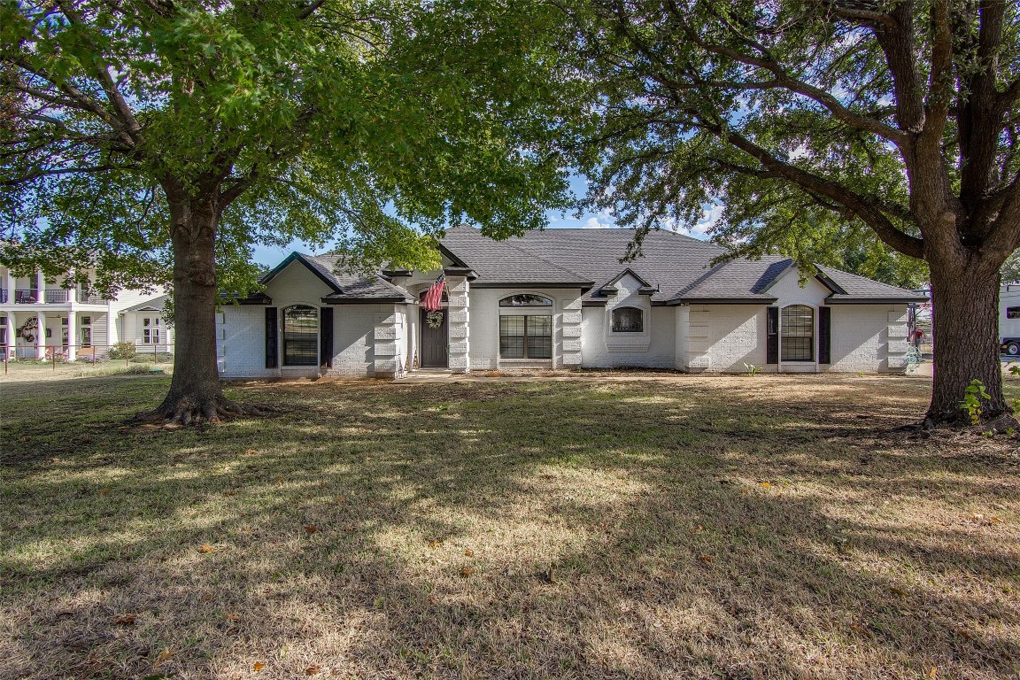 7769 Berry Road Burleson TX 76028