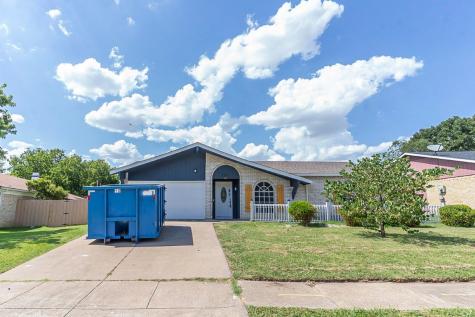 305 Pebblebrook Street Arlington TX 76014