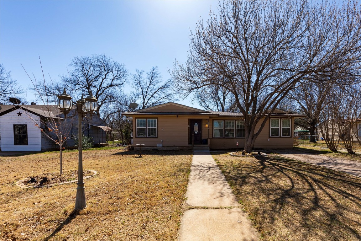 2009 6th Street Brownwood TX 76801