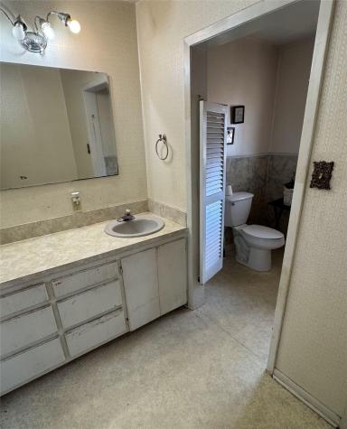 907 W Fordall Street Henderson TX 75652